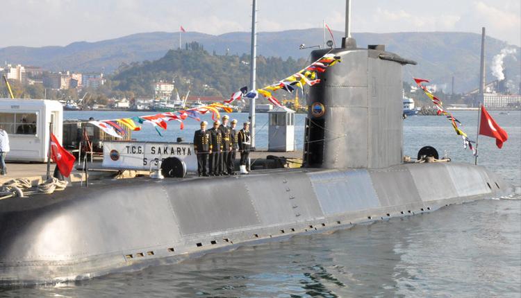 TCG Sakarya isimli askeri denizaltı Samsun'da