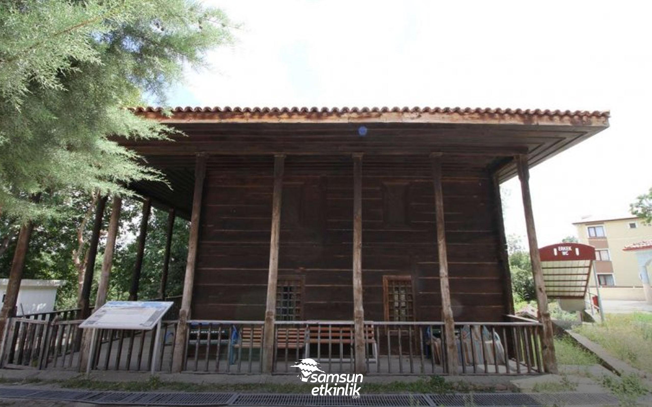 Bekdemir Köyü Ahşap Camii