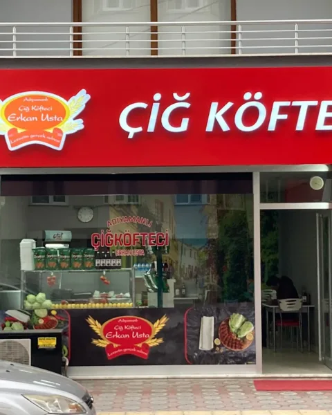 Adıyamanlı Çiğ Köfteci Erkan Usta