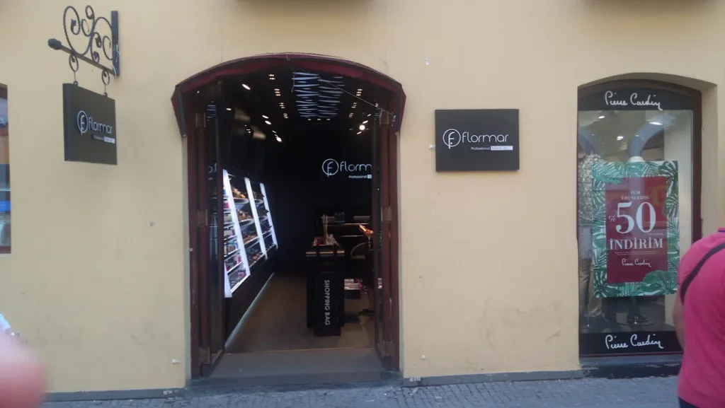 Bulvar AVM Flormar